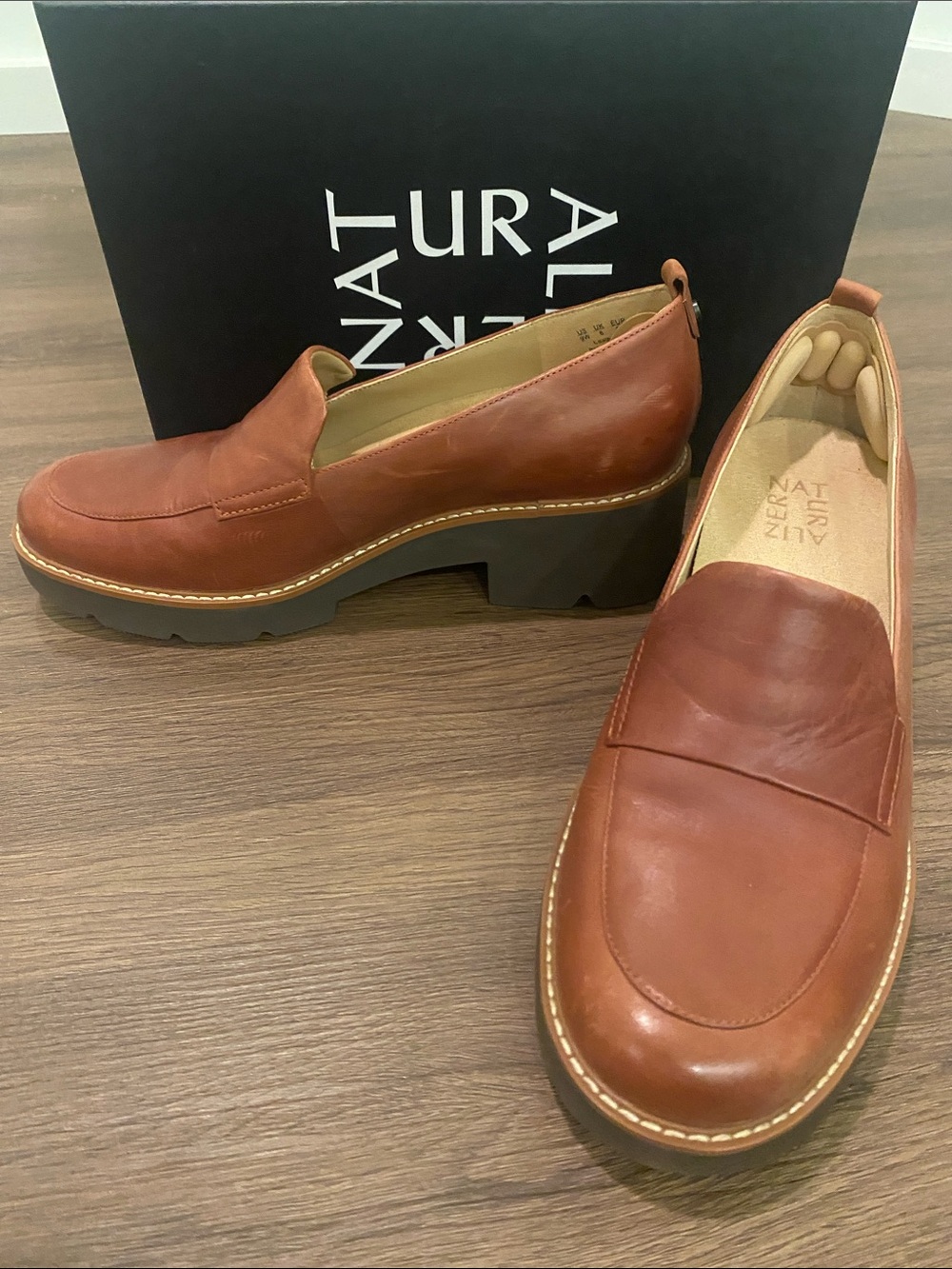 Naturalizer Women's Cognac Leather Platform Penny Loafers